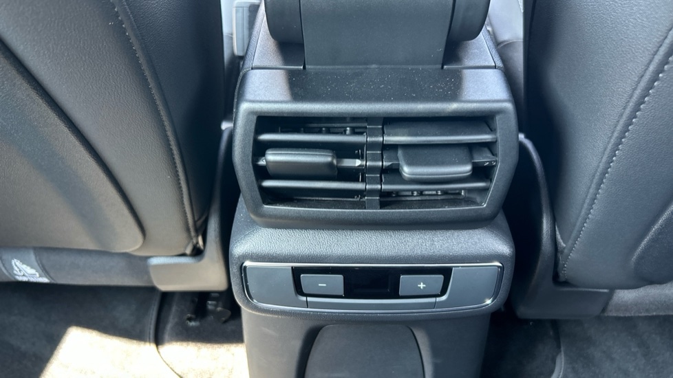 Used Audi Q4 e-tron 2025 for sale - 76593757: Photo 37