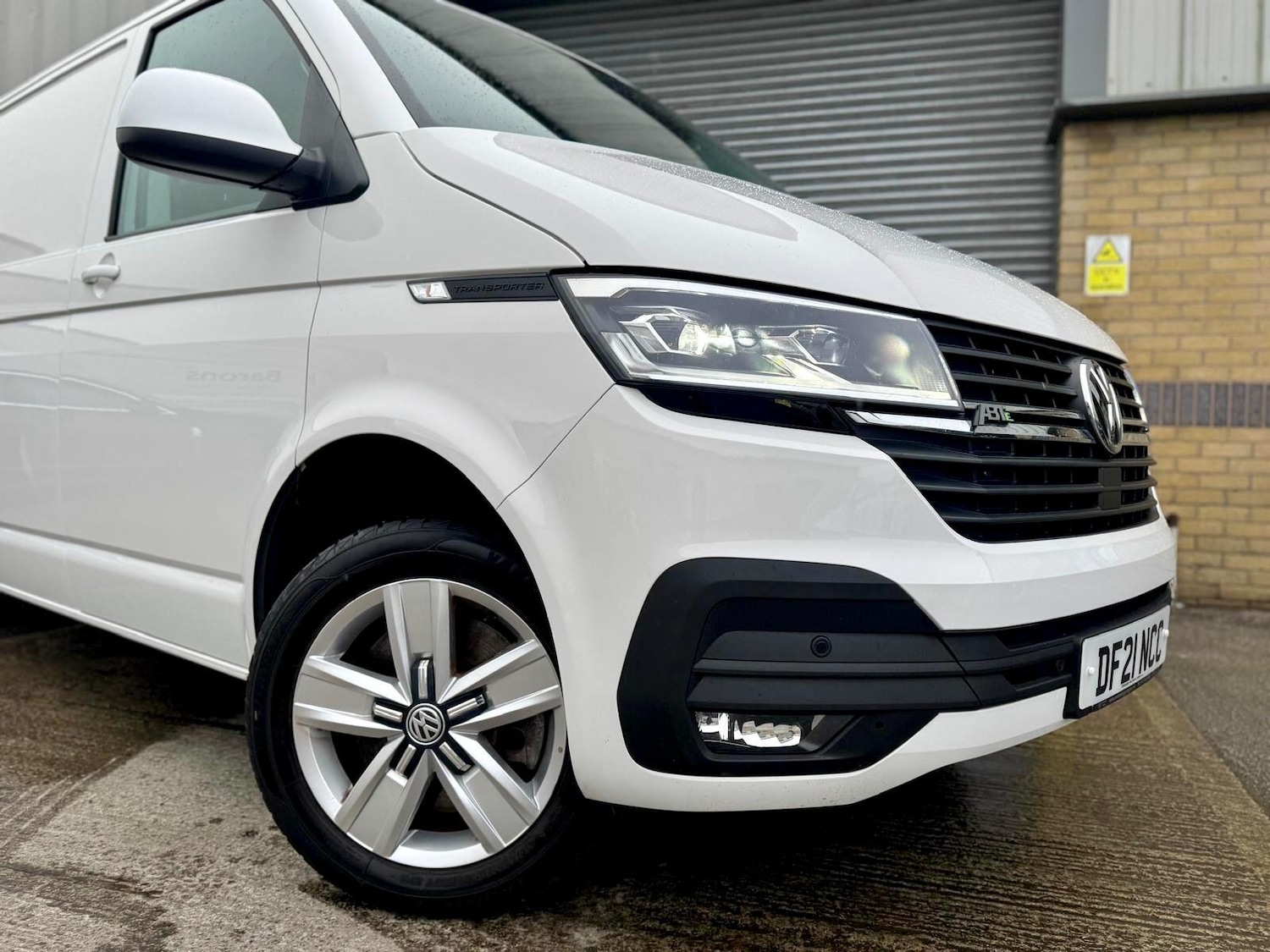 Used Volkswagen Transporter for sale - 77190563: Photo 10