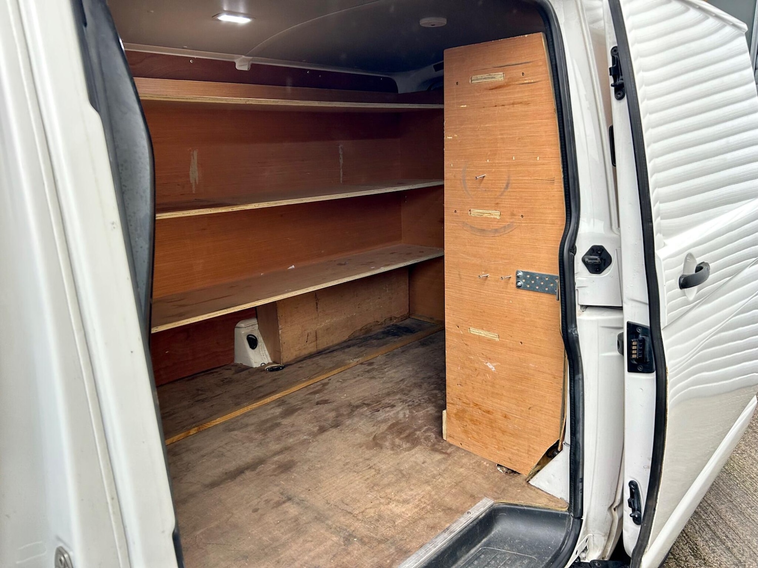 Used Volkswagen Transporter 2020 for sale - 77377048: Photo 9