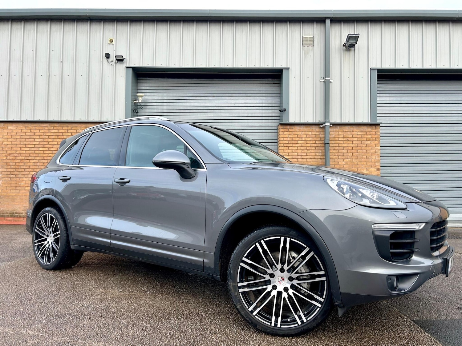 Used Porsche Cayenne 2017 for sale - 77633506: Photo 23