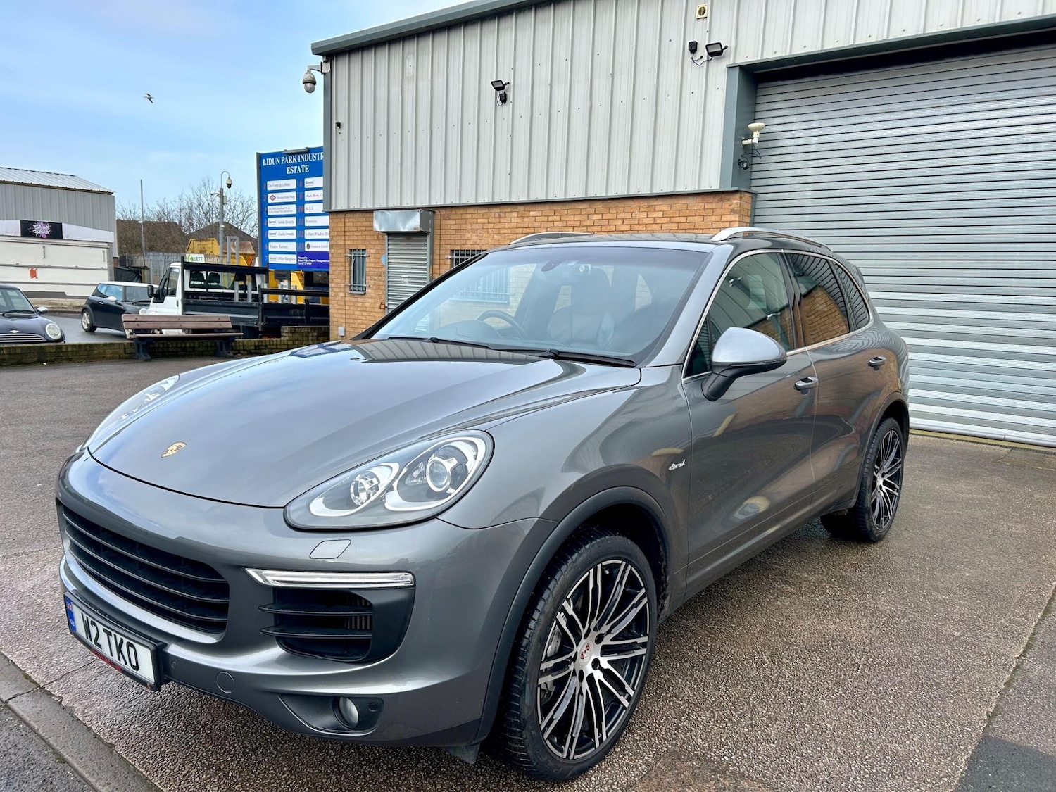 Used Porsche Cayenne 2017 for sale - 77633506: Photo 6