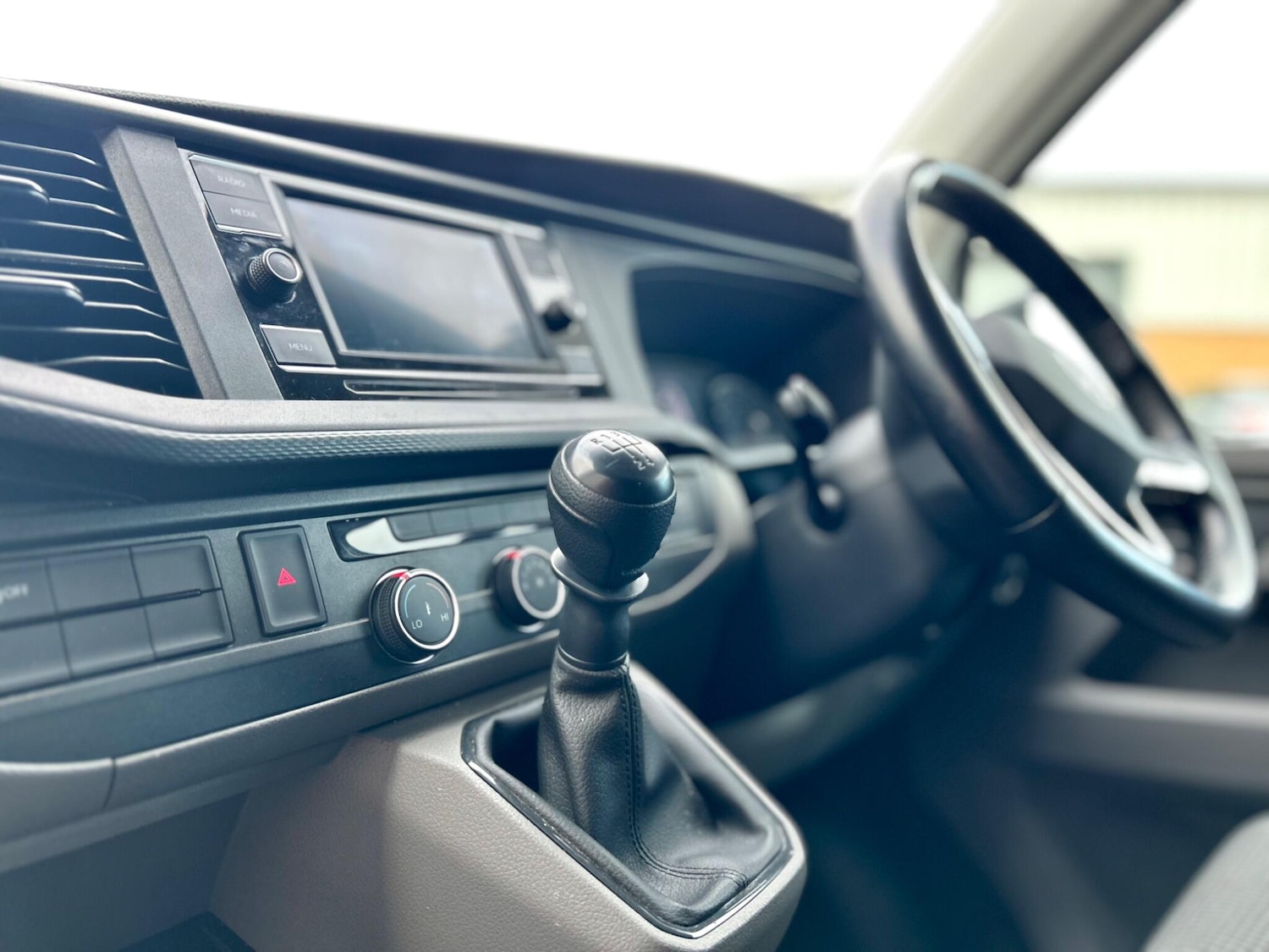 Used Volkswagen Transporter 2022 for sale - 77314638: Photo 8