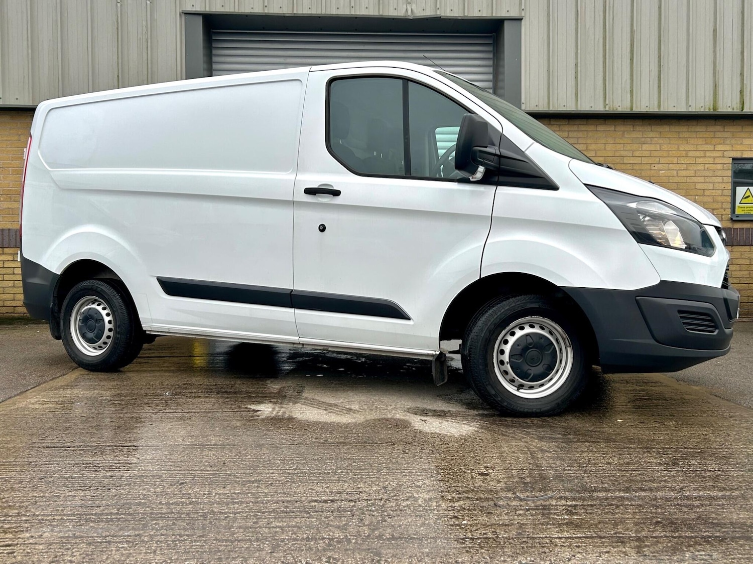 Used Ford Transit Custom 2017 for sale - 77671981: Photo 10