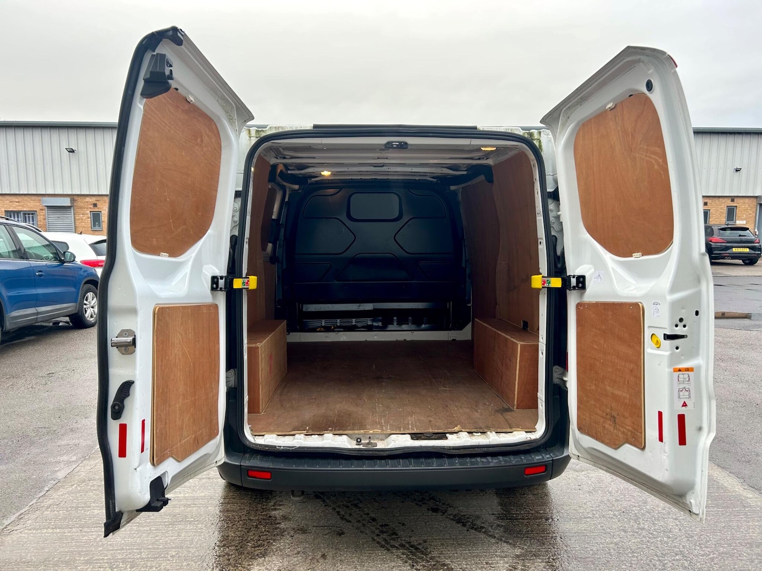 Used Ford Transit Custom 2017 for sale - 77671981: Photo 14