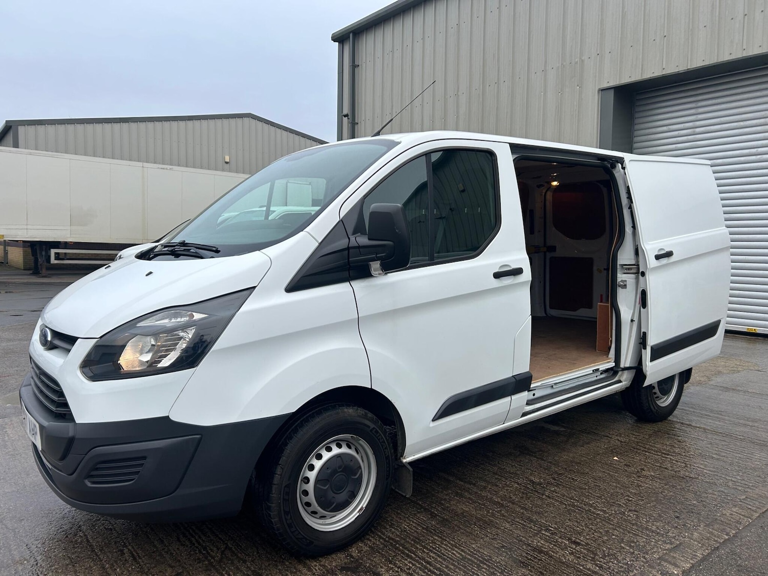 Used Ford Transit Custom 2017 for sale - 77671981: Photo 18