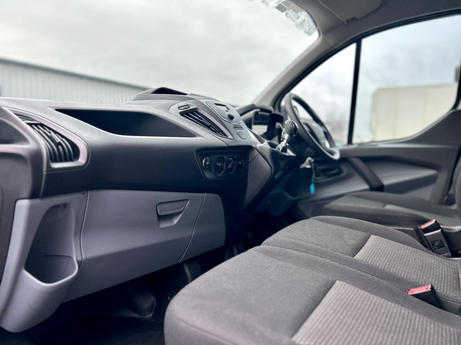 Used Ford Transit Custom 2017 for sale - 77671981: Photo 25