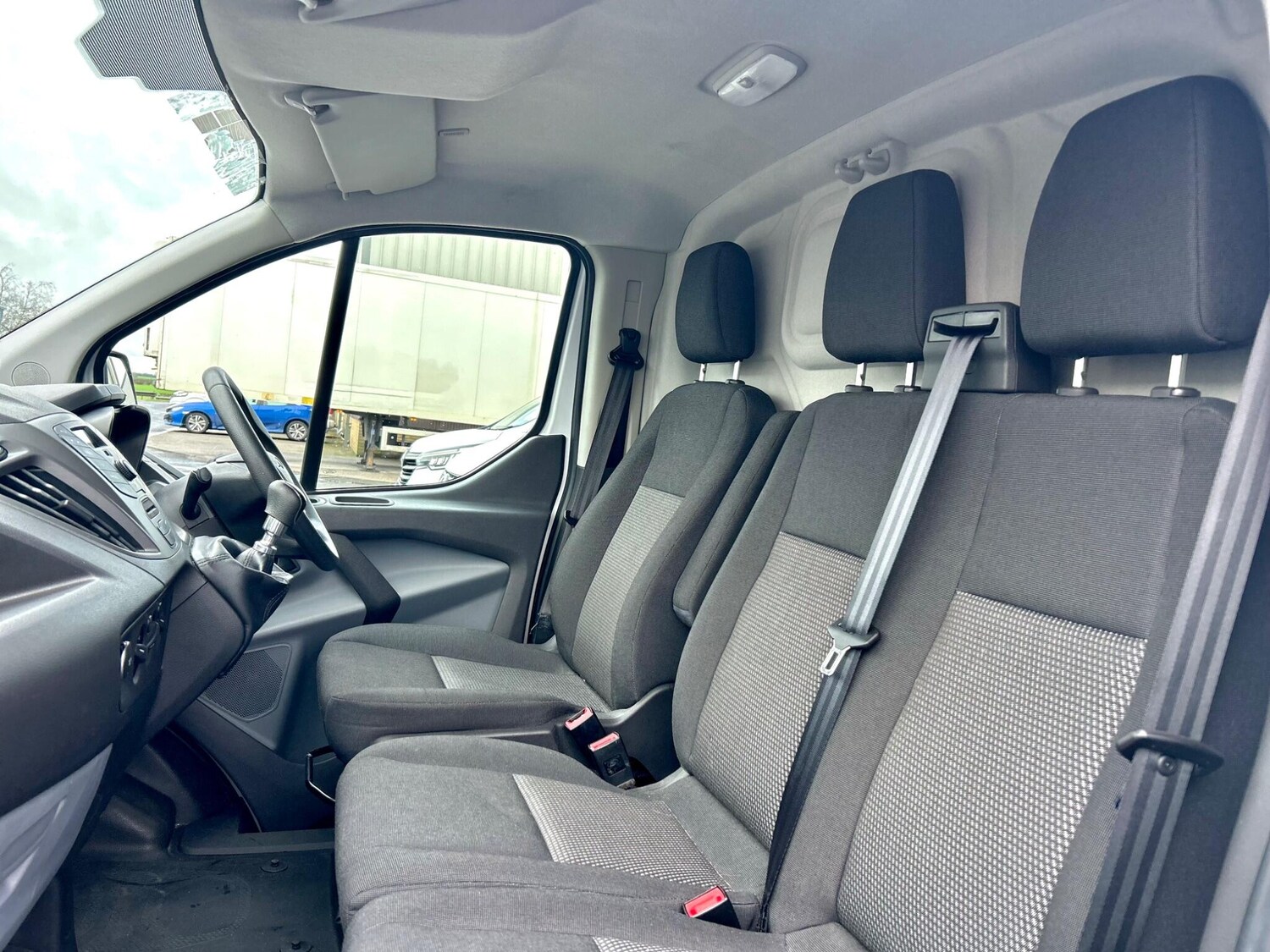 Used Ford Transit Custom 2017 for sale - 77671981: Photo 9