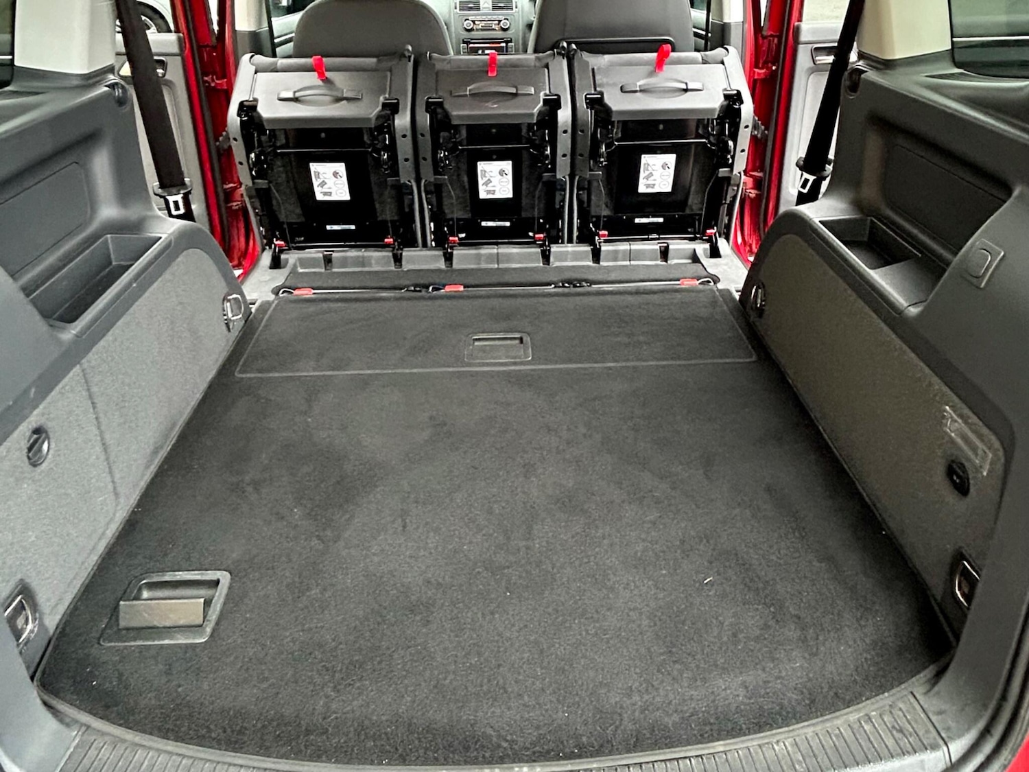 Used Volkswagen Touran for sale - 77242491: Photo 11