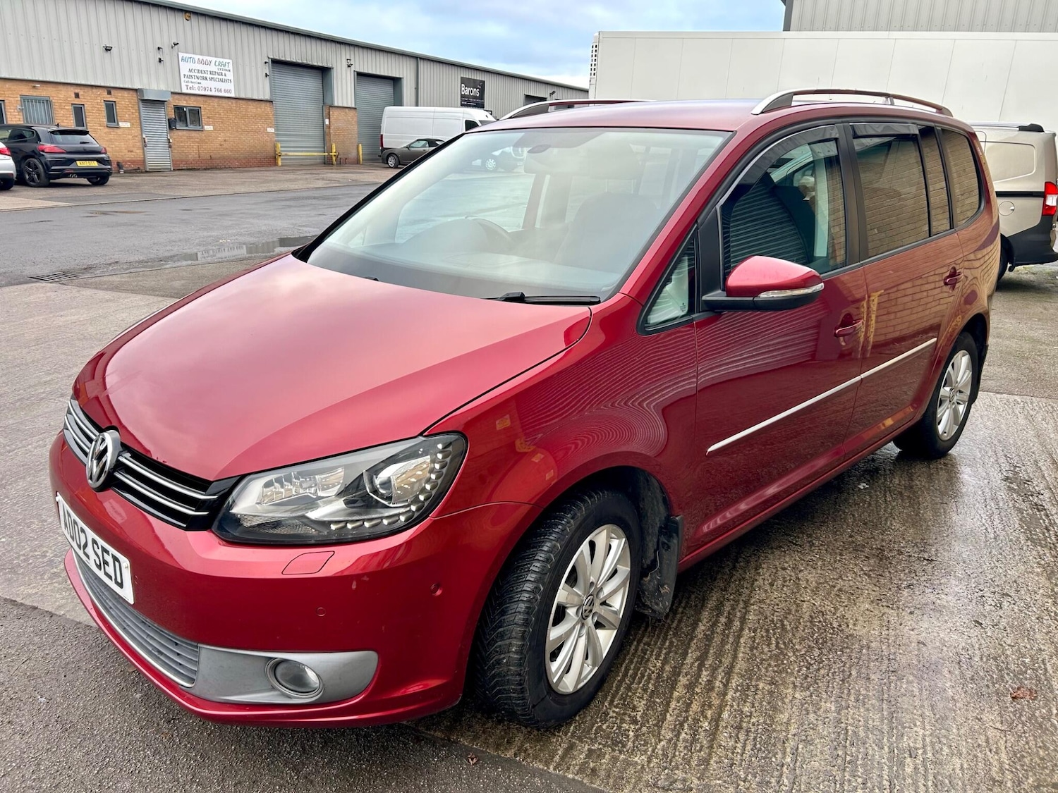 Used Volkswagen Touran for sale - 77242491: Photo 3