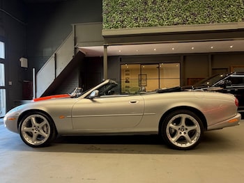 Used Jaguar XKR 2000 for sale - 78376045: Photo