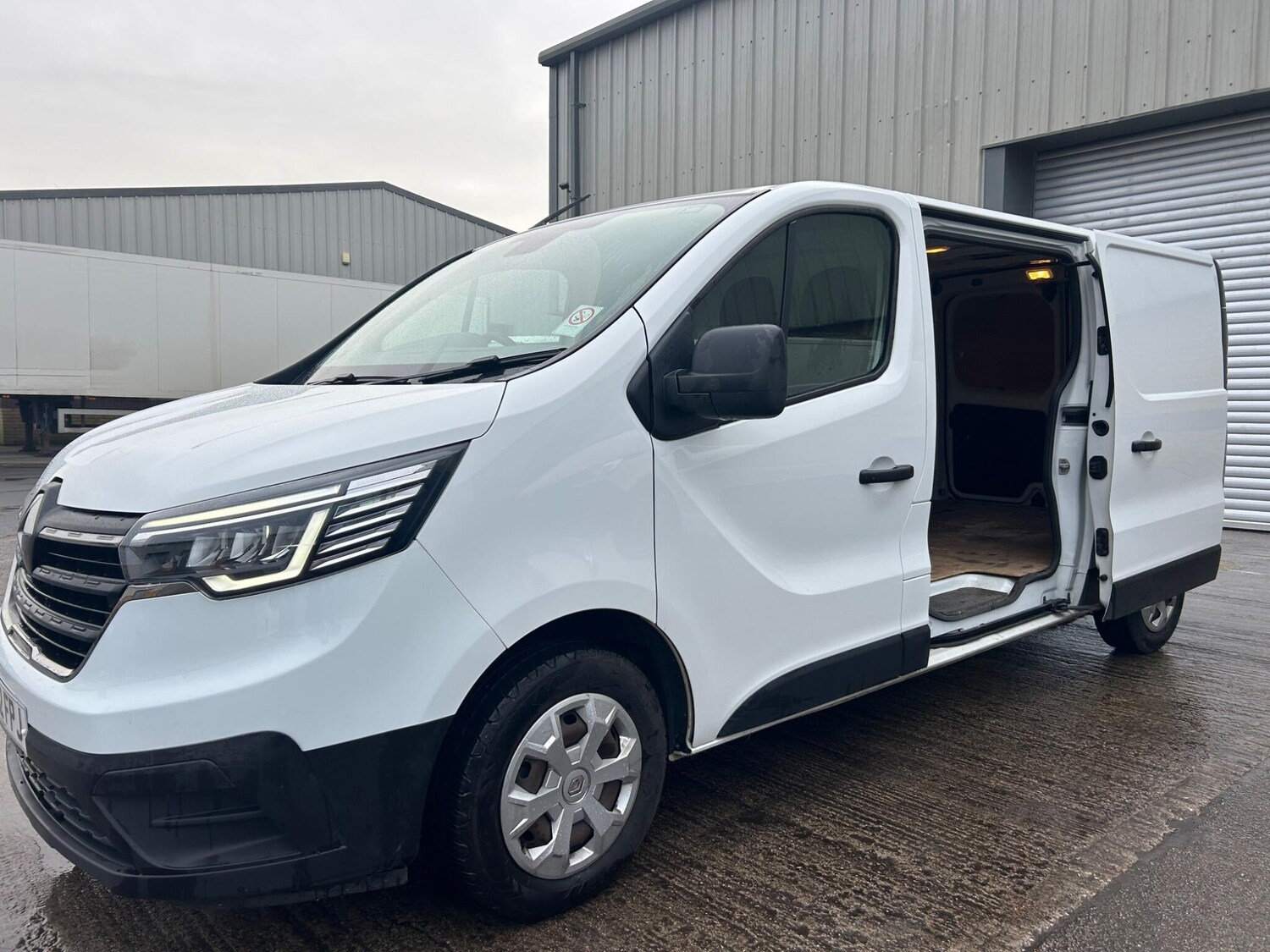 Used Renault Trafic 2022 for sale - 77612733: Photo 25