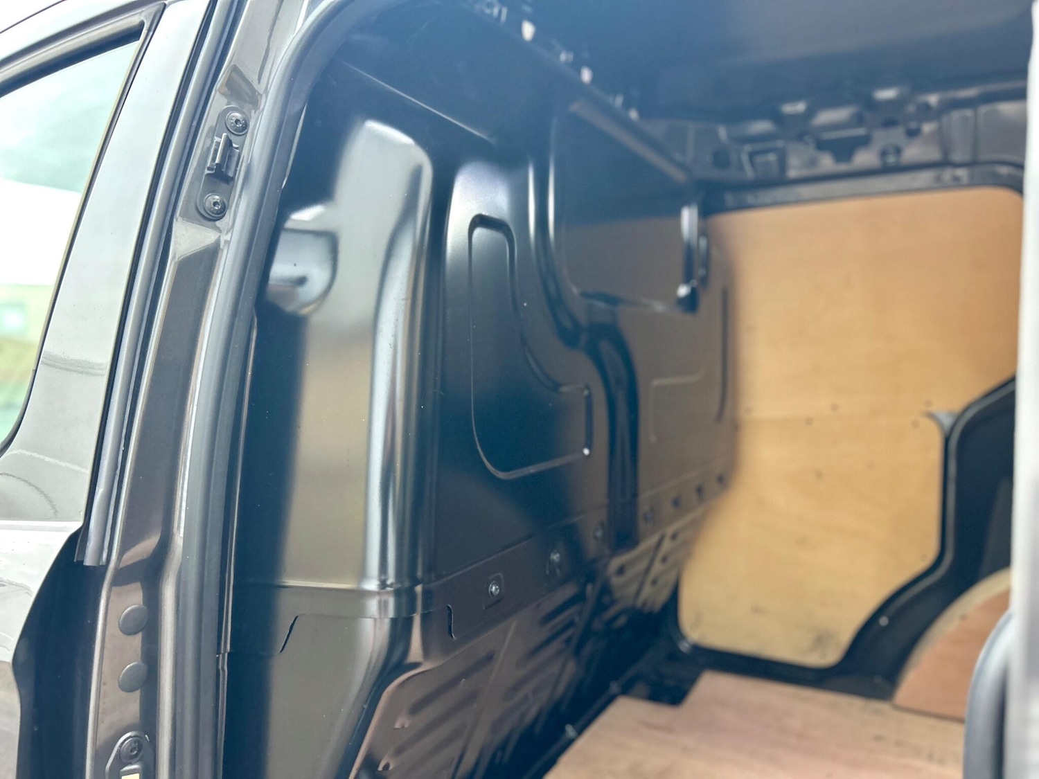 Used Ford Transit Courier 2020 for sale - 77586296: Photo 27