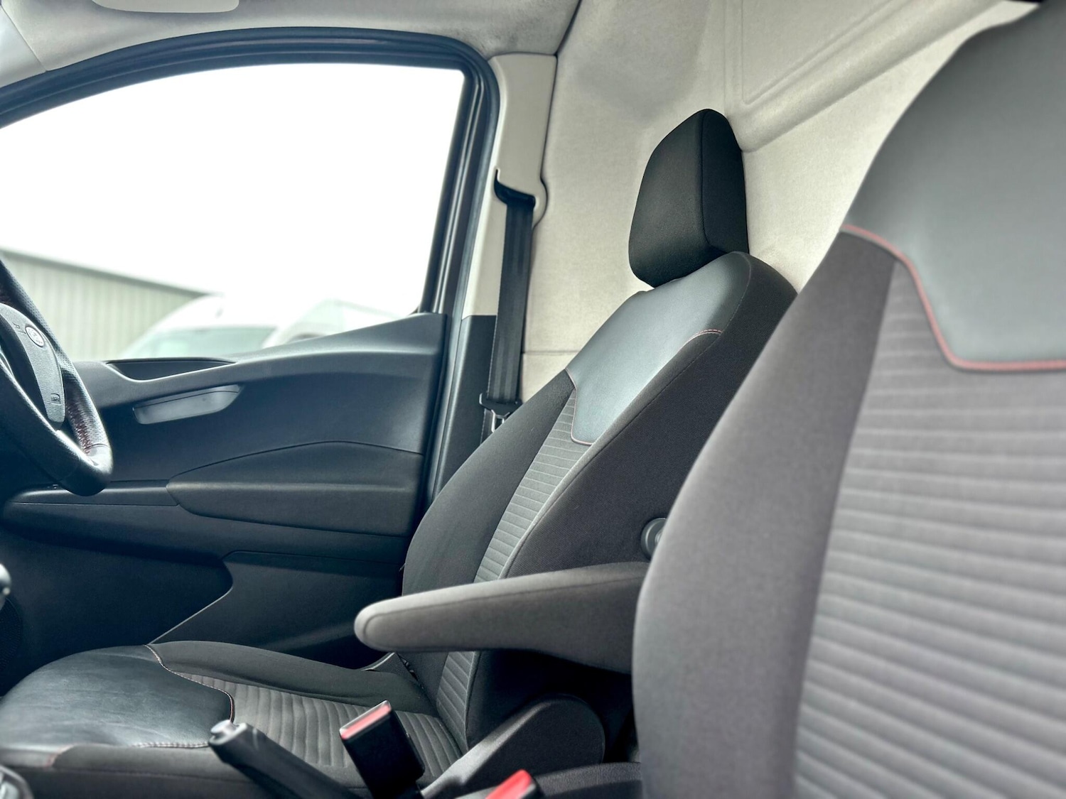 Used Ford Transit Courier 2020 for sale - 77586296: Photo 31