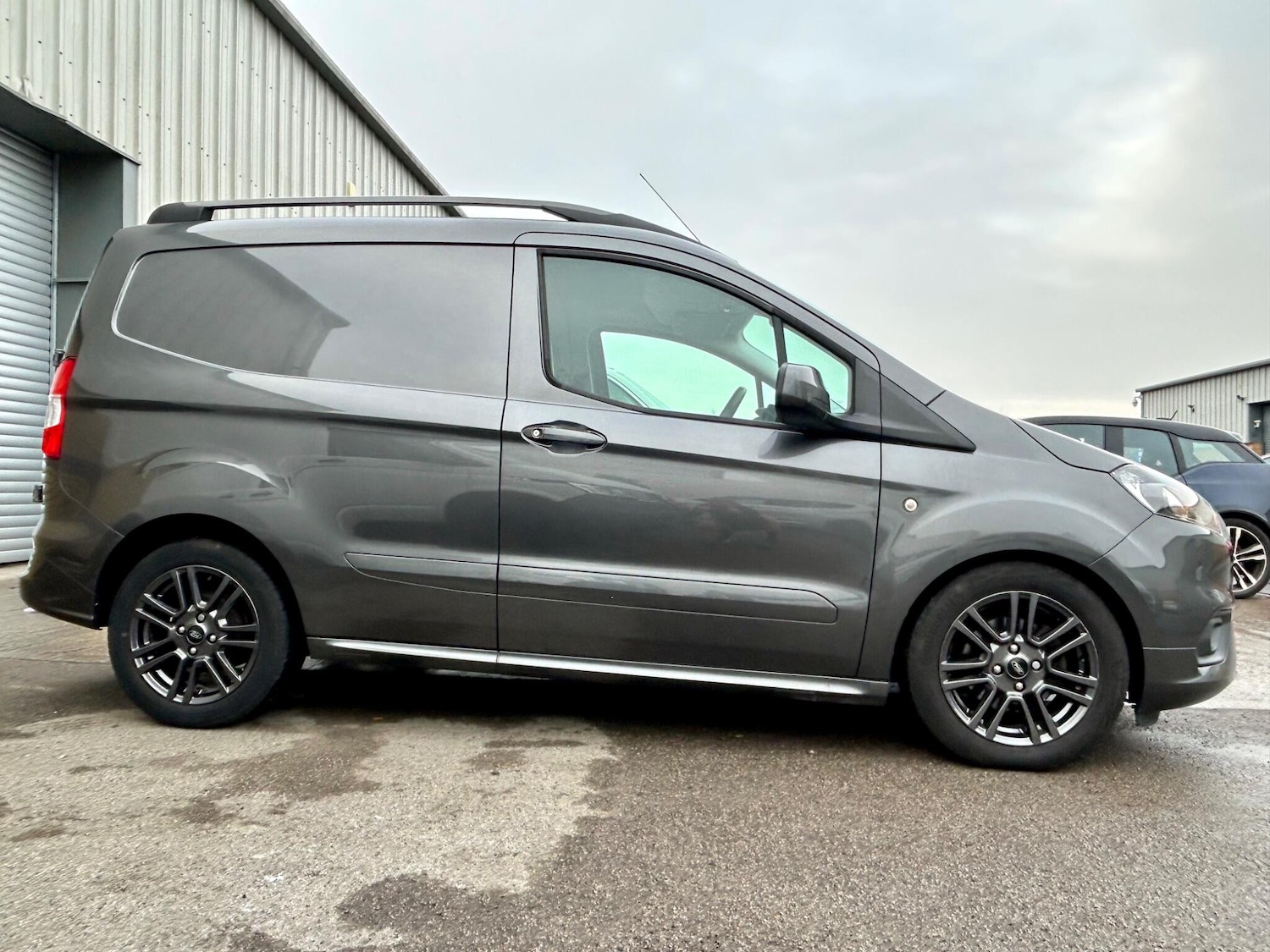 Used Ford Transit Courier 2020 for sale - 77586296: Photo 5