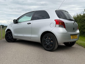 Used Toyota Yaris 2009 for sale - 78934472: Photo