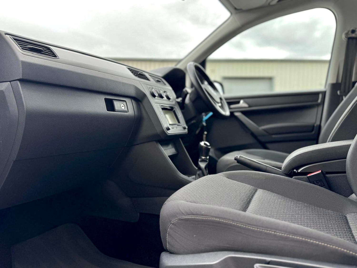 Used Volkswagen Caddy Maxi Life for sale - 77190891: Photo 21