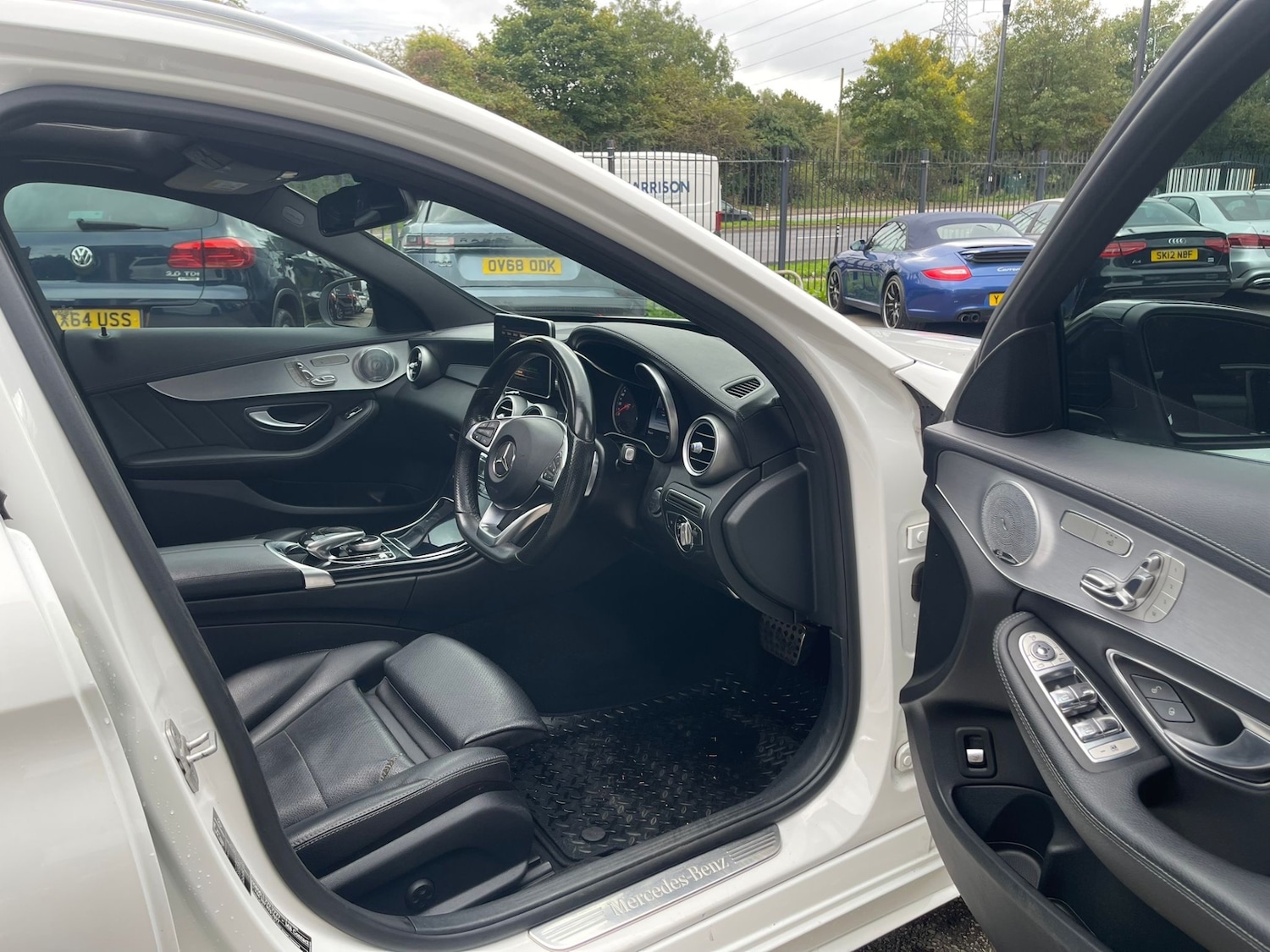 Used Mercedes-Benz C Class 2015 for sale - 76193459: Photo 10