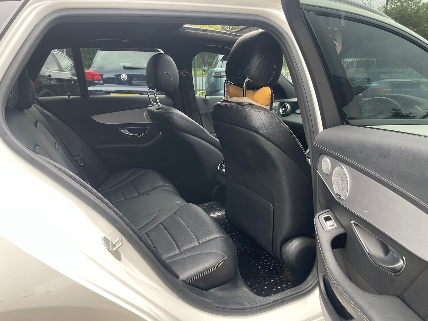 Used Mercedes-Benz C Class 2015 for sale - 76193459: Photo 14