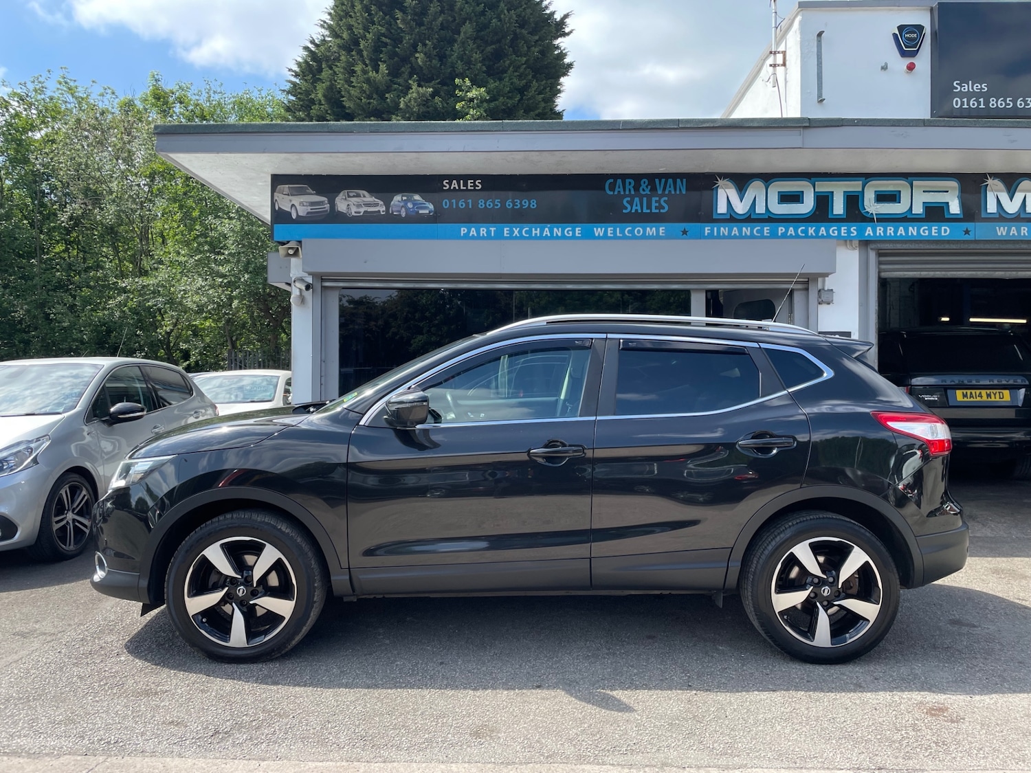 Used Nissan Qashqai 2016 for sale - 77137050: Photo 2