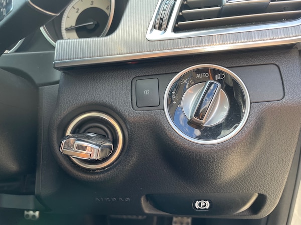 Used Mercedes-Benz E Class 2014 for sale - 76037288: Photo 15