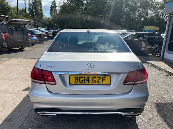 Used Mercedes-Benz E Class 2014 for sale - 76037288: Photo 3