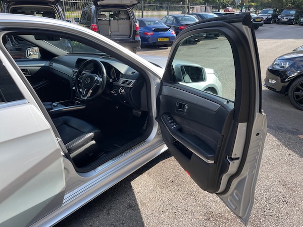 Used Mercedes-Benz E Class 2014 for sale - 76037288: Photo 7