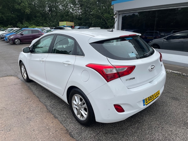 Used Hyundai i30 2015 for sale - 74868676: Photo 3
