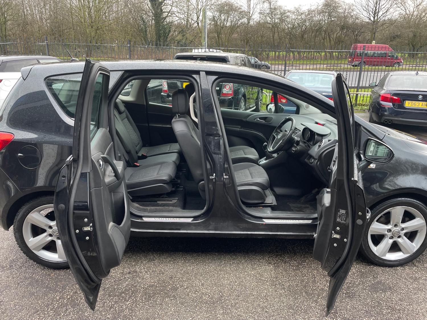 Used Vauxhall Meriva 2014 for sale - 77261737: Photo 8