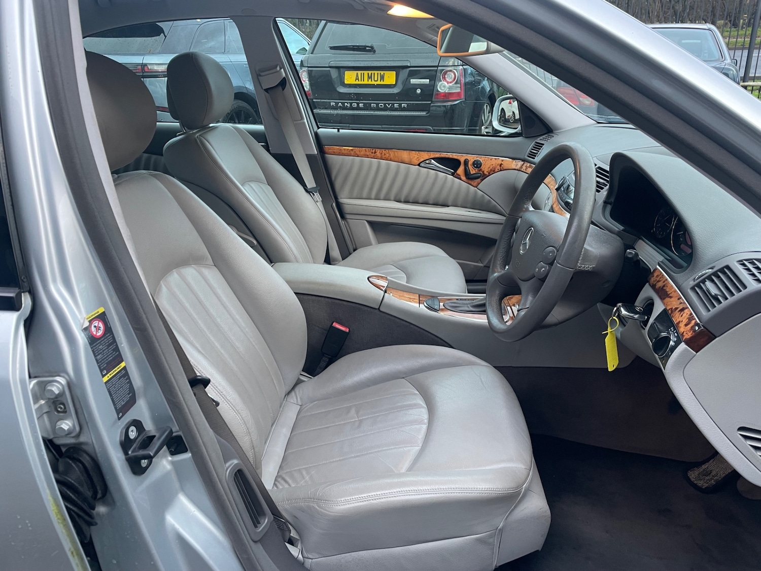 Used Mercedes-Benz E Class 2008 for sale - 76879827: Photo 10