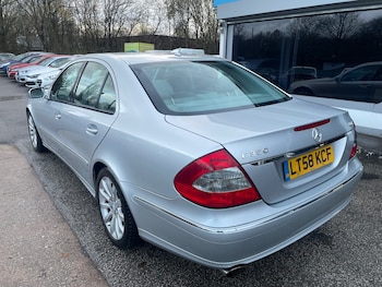 Used Mercedes-Benz E Class 2008 for sale - 76879827: Photo