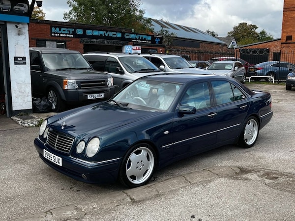 Used Mercedes-Benz E Class 1998 for sale - 61768032: Photo 18