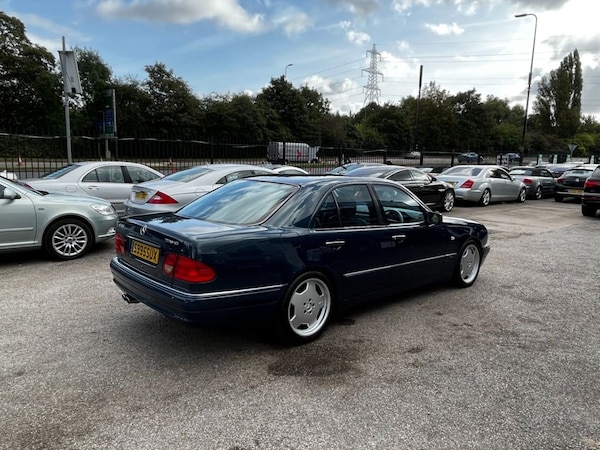Used Mercedes-Benz E Class 1998 for sale - 61768032: Photo 20