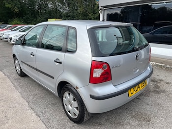Used Volkswagen Polo 2004 for sale - 76088527: Photo 3