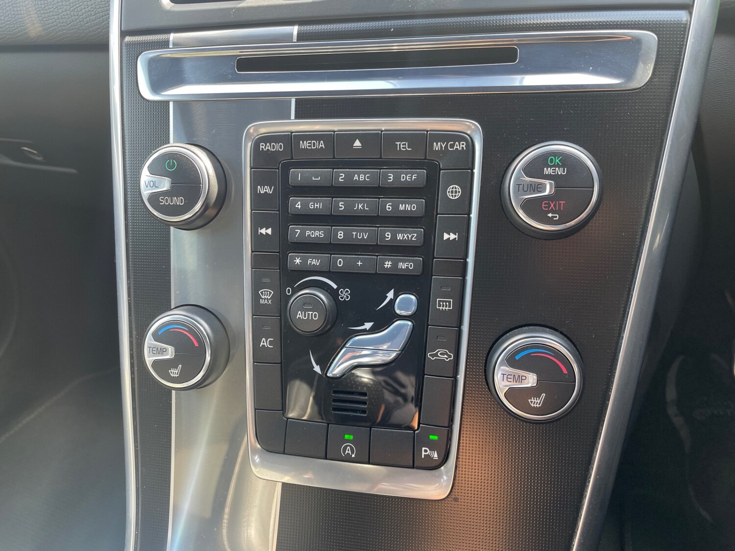 Used Volvo XC60 2015 for sale - 76273423: Photo 18