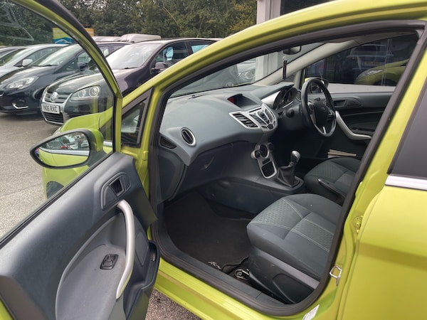 Used Ford Fiesta 2010 for sale - 76207154: Photo 12