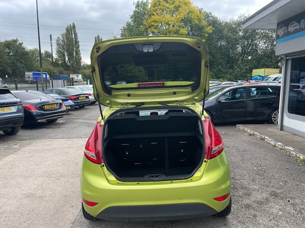 Used Ford Fiesta 2010 for sale - 76207154: Photo 8