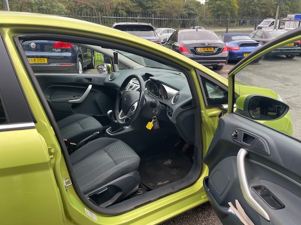 Used Ford Fiesta 2010 for sale - 76207154: Photo 9