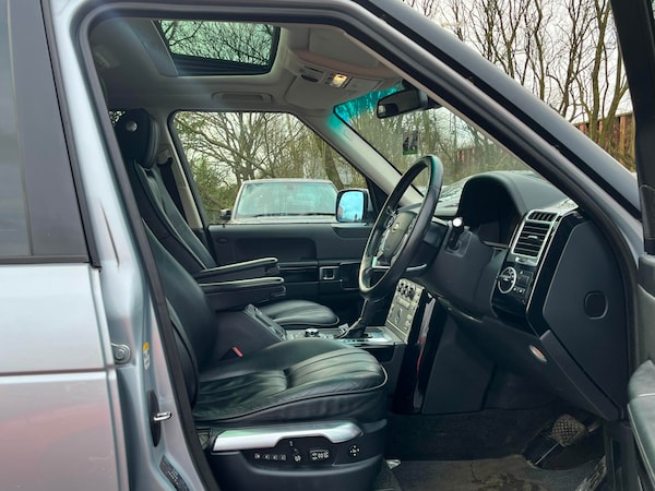 Used Land Rover Range Rover 2010 for sale - 62258579: Photo 8