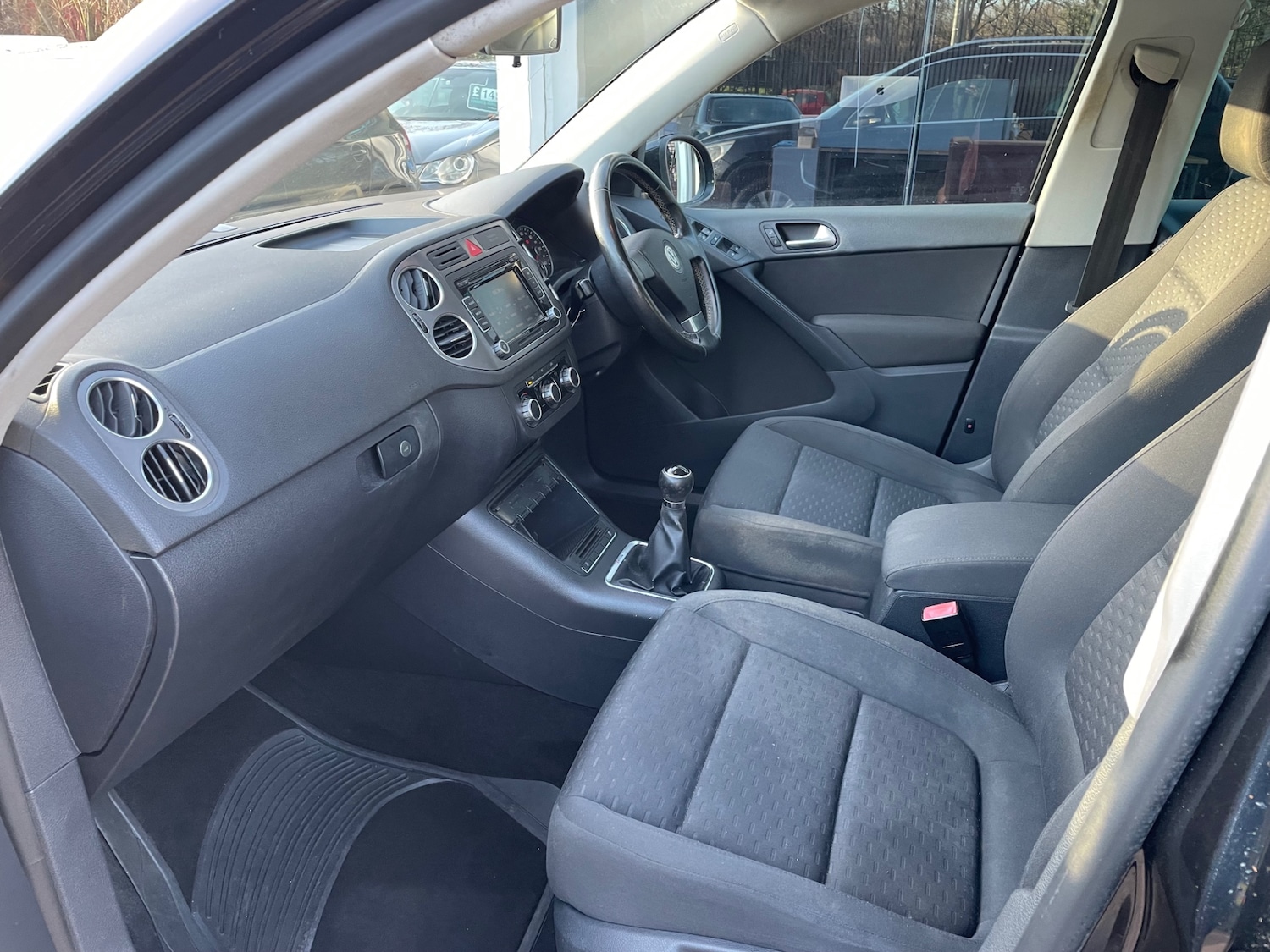 Used Volkswagen Tiguan 2009 for sale - 76877474: Photo 14