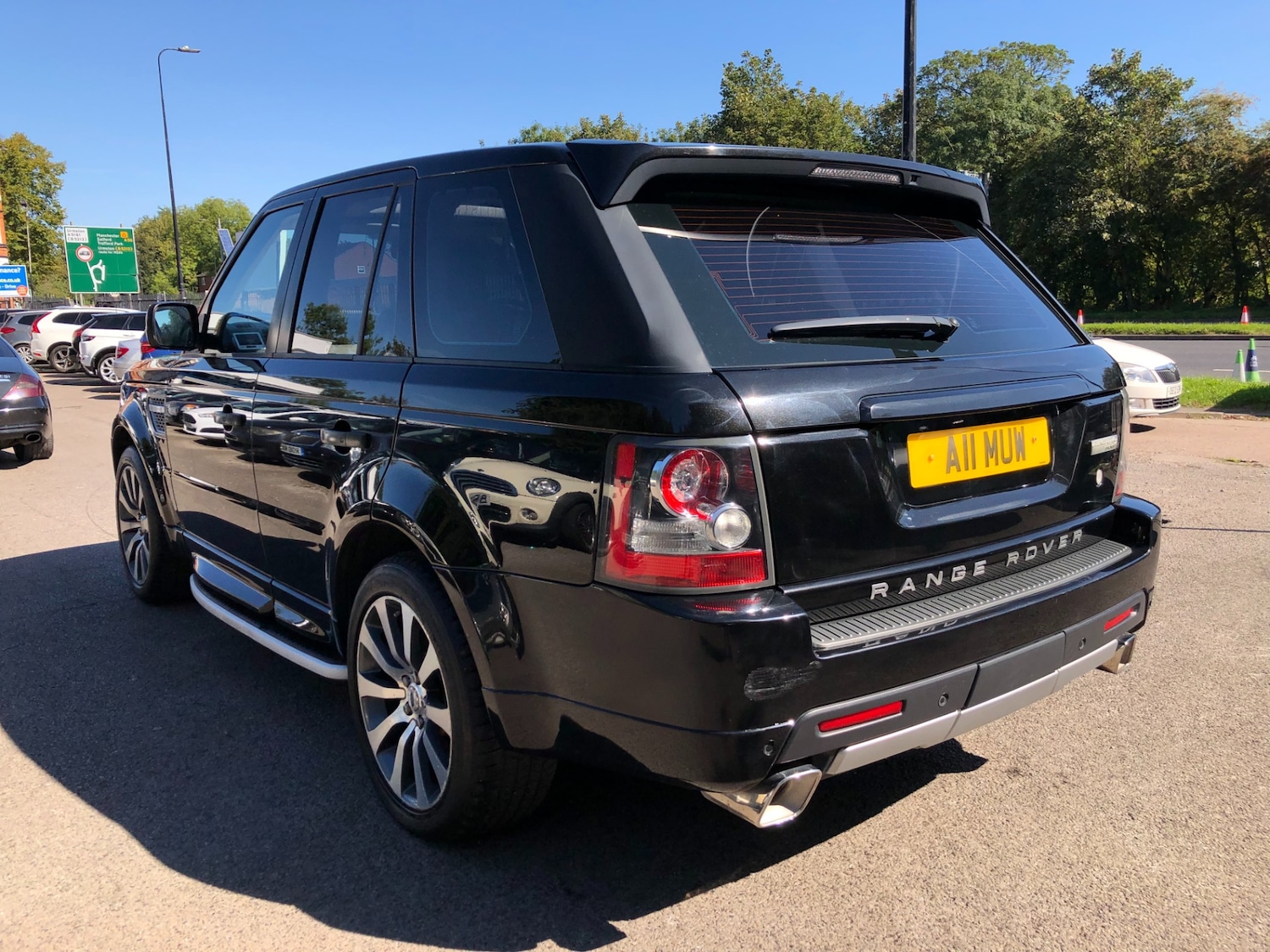 Used Land Rover Range Rover Sport 2010 for sale - 76877691: Photo 3