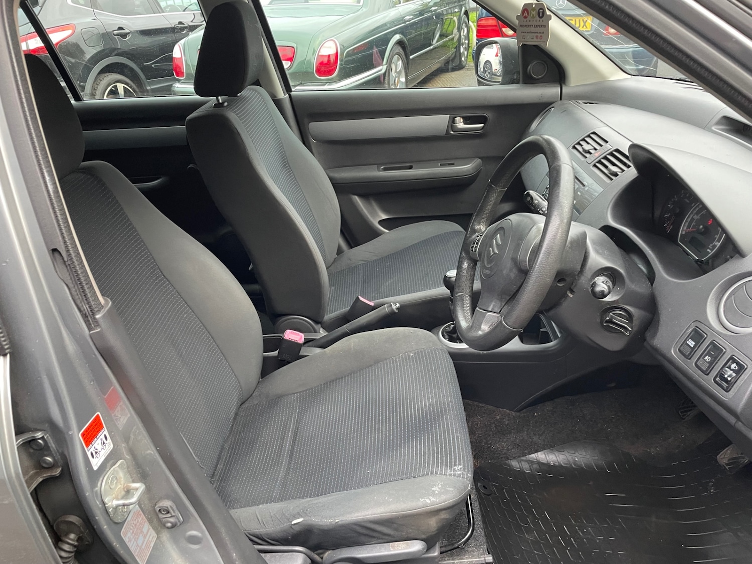 Used Suzuki Swift 2009 for sale - 76542347: Photo 10