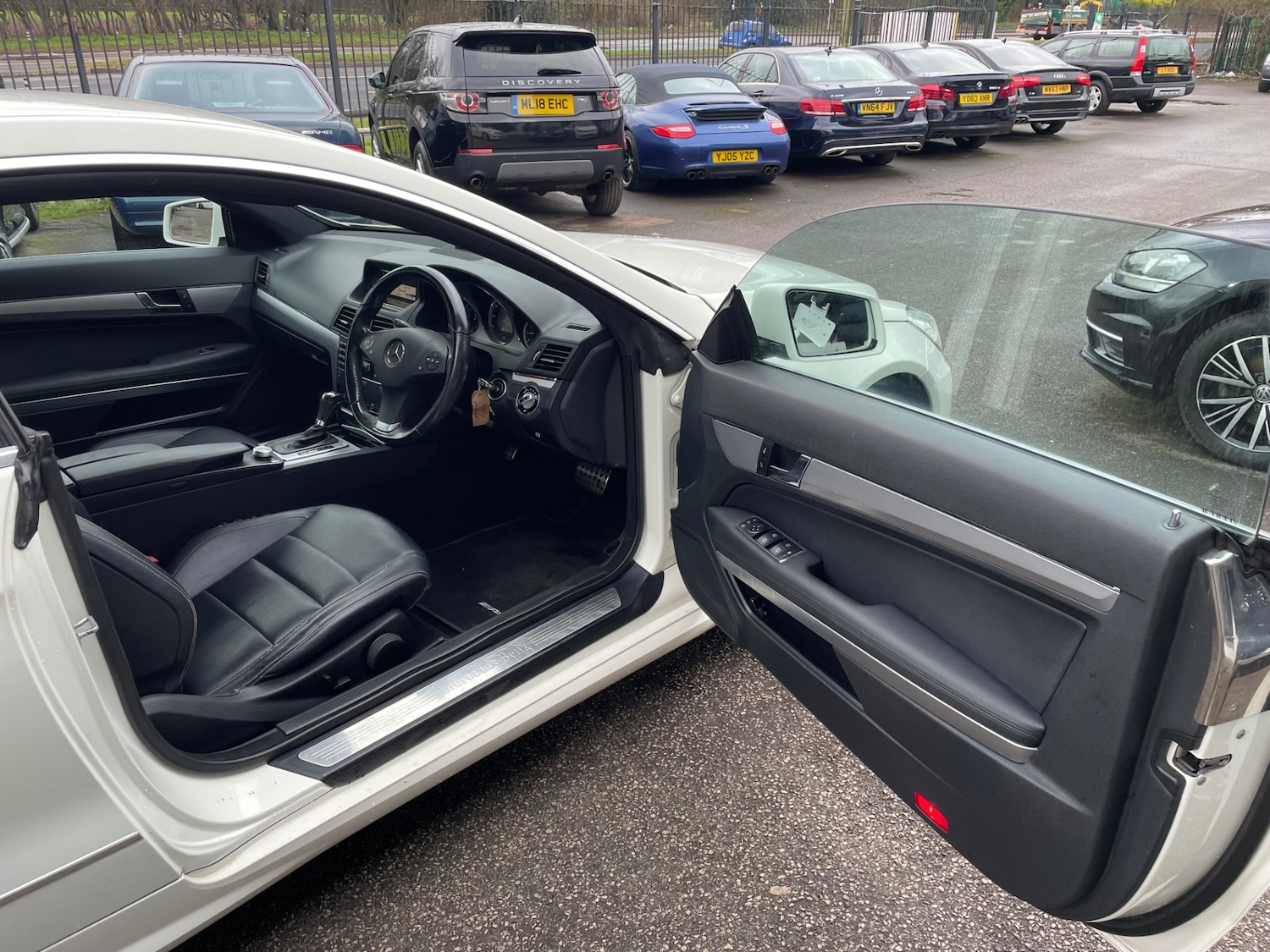 Used Mercedes-Benz E Class 2010 for sale - 77465962: Photo 8