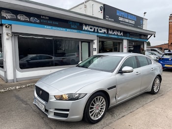 Used Jaguar XE 2016 for sale - 77261458: Photo