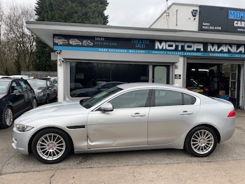 Used Jaguar XE 2016 for sale - 77261458: Photo