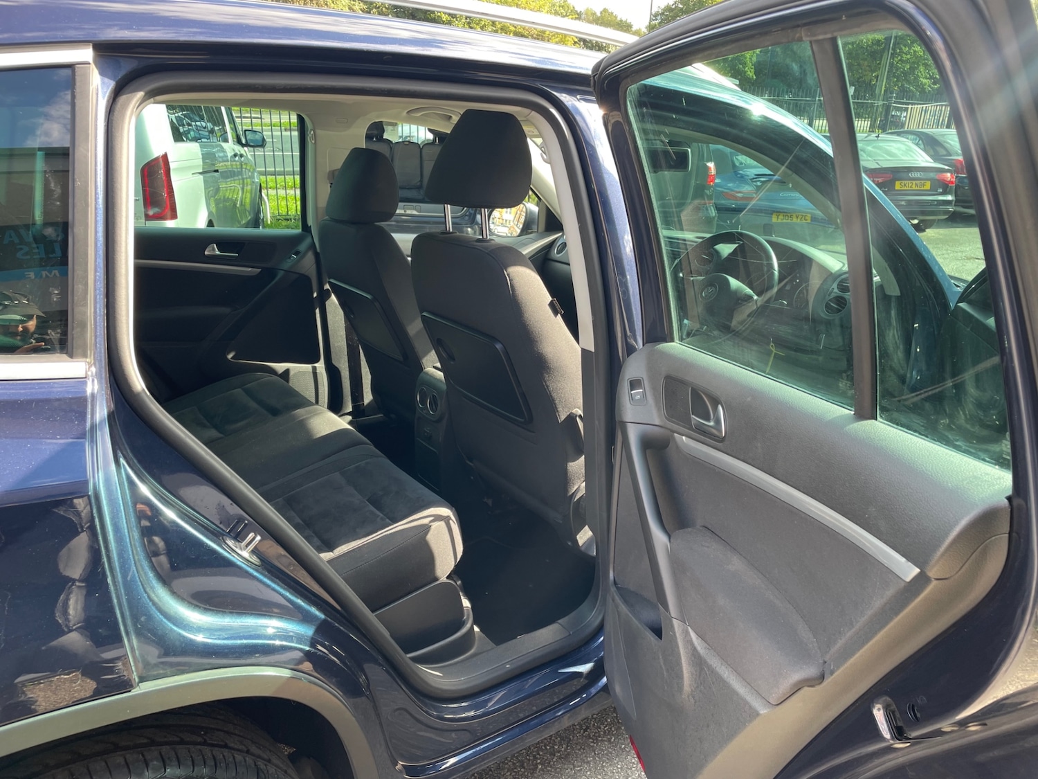 Used Volkswagen Tiguan 2014 for sale - 76027754: Photo 11