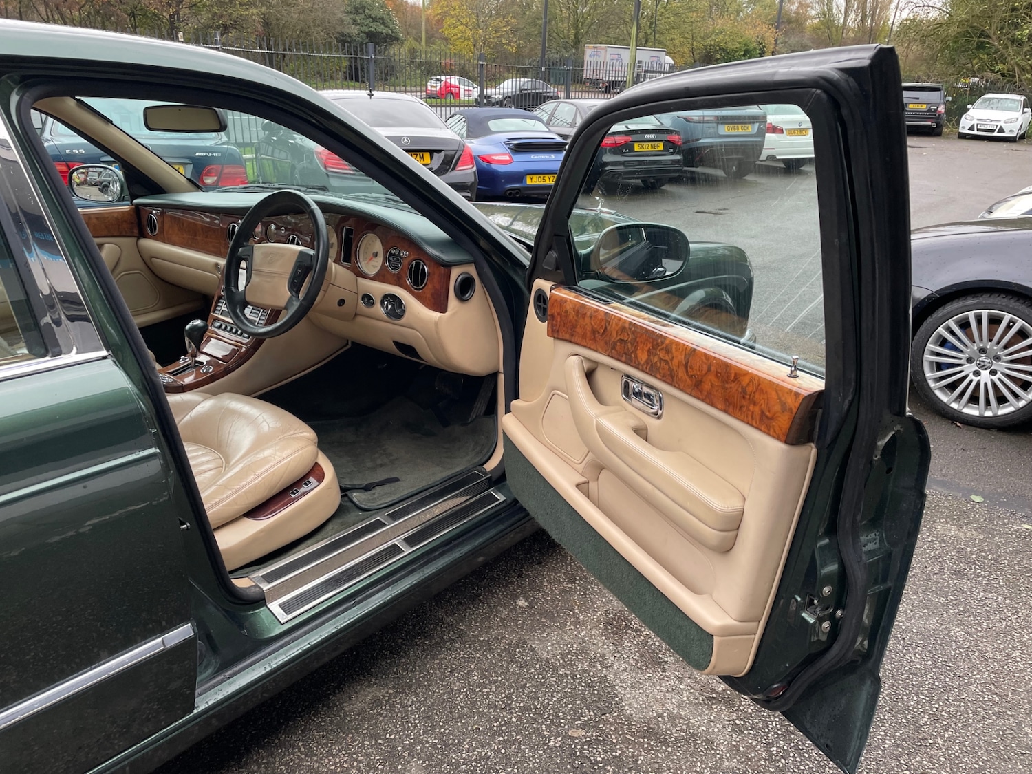 Used Bentley Arnage 1999 for sale - 76531471: Photo 7