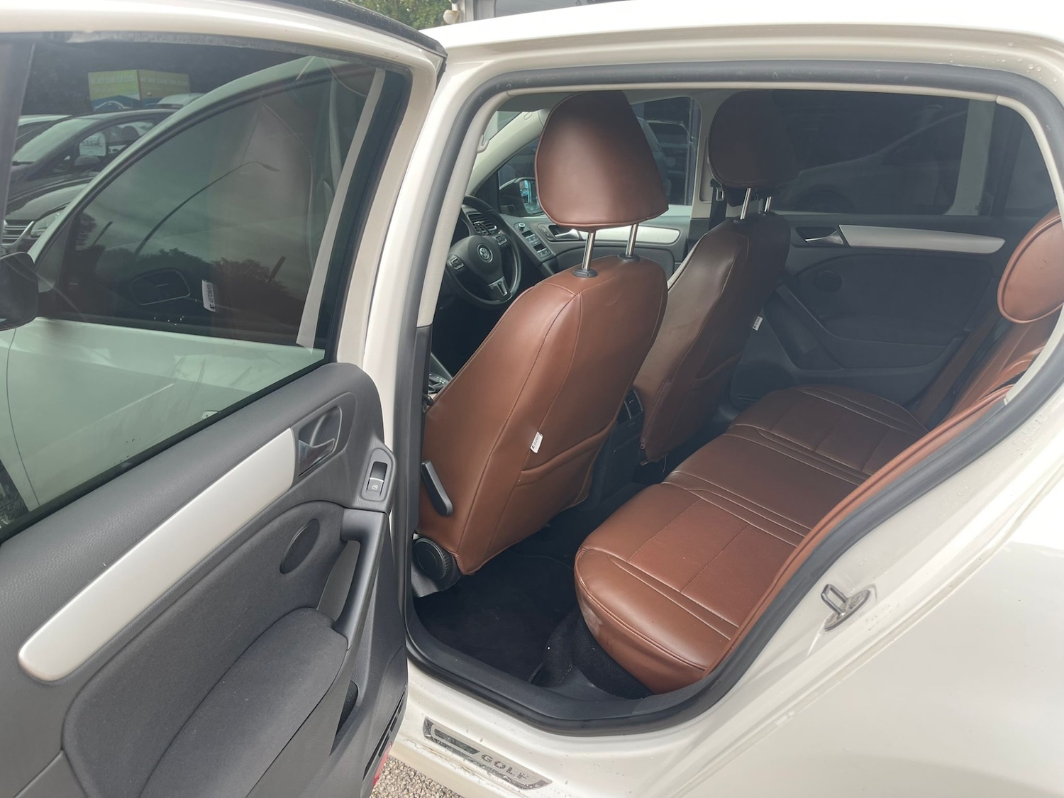 Used Volkswagen Golf 2023 for sale - 76115623: Photo 9