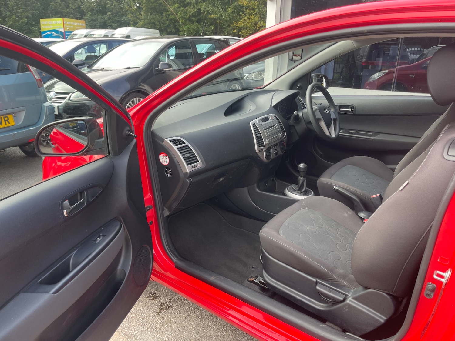 Used Hyundai i20 2010 for sale - 76181653: Photo 10