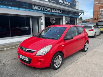 Used Hyundai i20 2010 for sale - 76181653: Photo