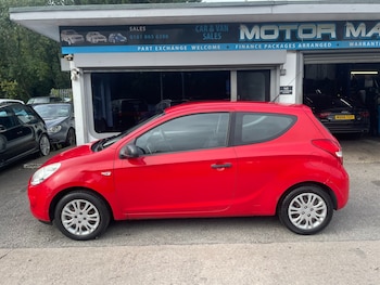 Used Hyundai i20 2010 for sale - 76181653: Photo